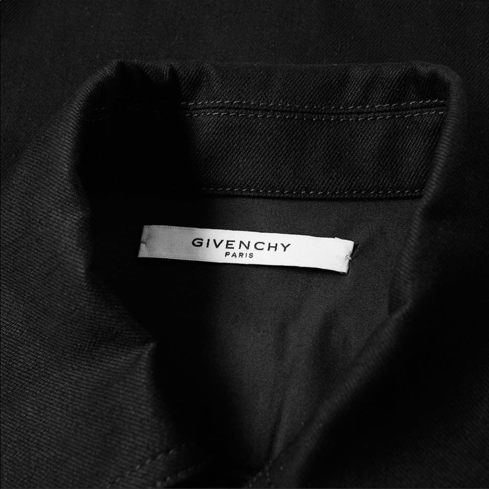 GIVENCHY - Picture 9 of 16